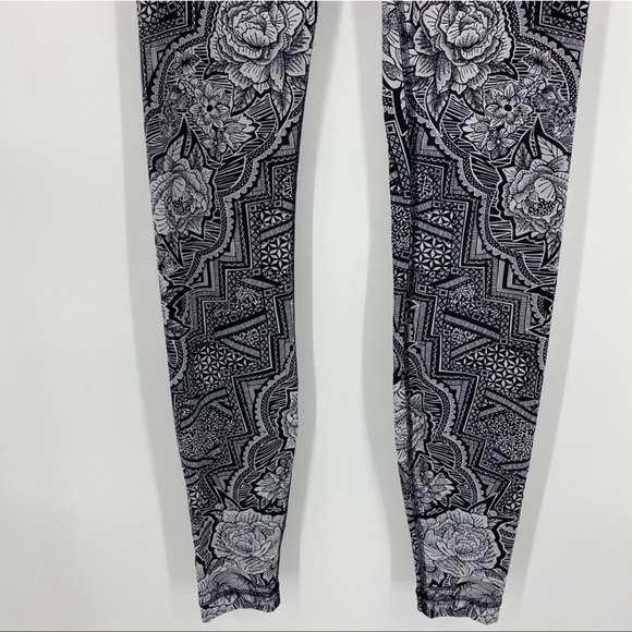 Lululemon Wunder Under Hi-Rise Leggings 28” in Inked Ice Grey Black Size 4 - Picture 6 of 13
